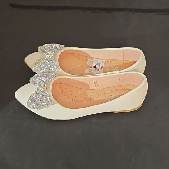 BRAND NEW FOREVER BUTTERFLY ACCENTS WOMEN'S SLIP-ON FLAT - Picture 6 of 13